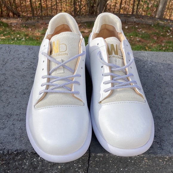 World Boot men’s white sneakers. Size 12 leather and suede. Removable insole. - Picture 2 of 10